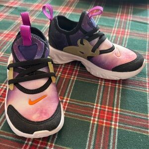 Nike React Presto Galaxy TD Sneakers - Purple and Black - Like new without box